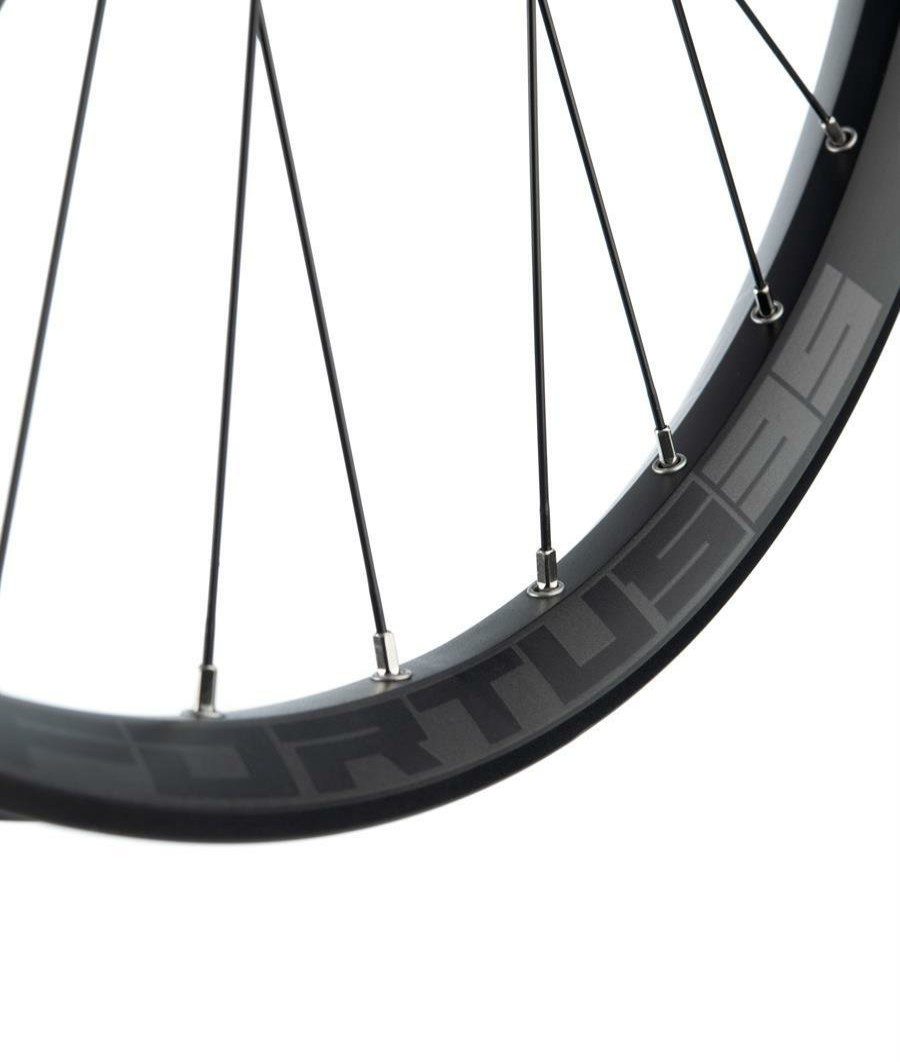 Wheels & Tyres Hope | Hope Fortus 35 Pro 5 Front Wheel (6 Bolt) Black/Blue